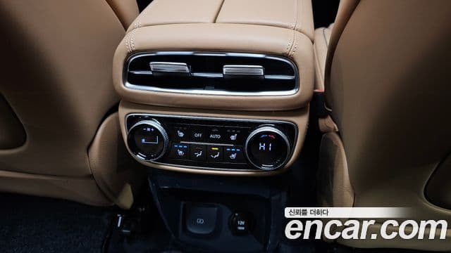 Genesis GV80 2022 — Photo 15/20