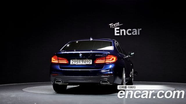 BMW 5 Series 2019 — фото 4 из 20