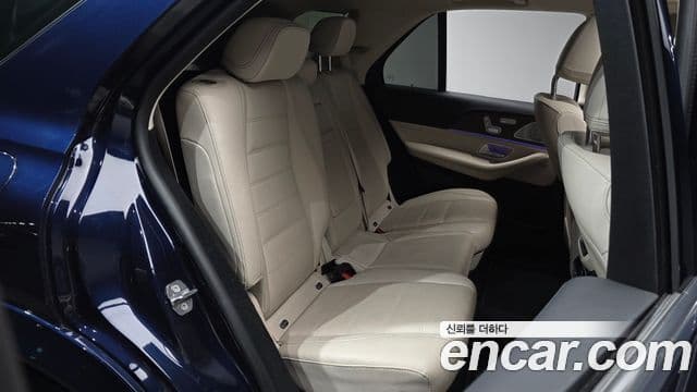 Mercedes-Benz GLE-Class 2021 — Şəkil 12/20