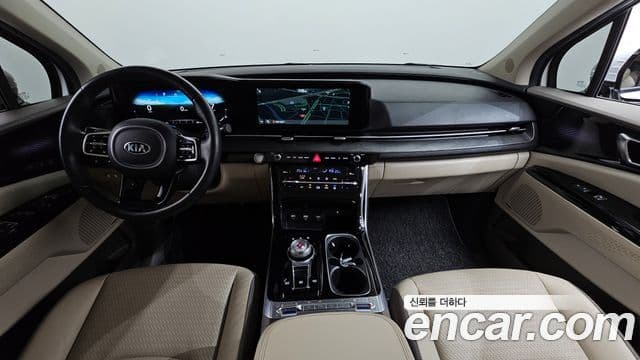 Kia Carnival 2021 — ფოტო 7/20