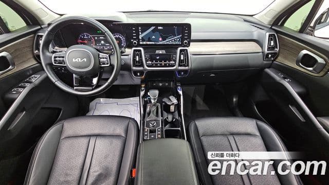 Kia Sorento 2022 — ფოტო 7/20