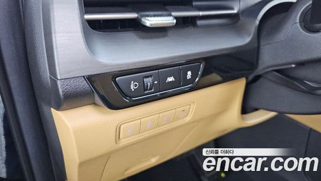 Kia Carnival 2021 — Şəkil 16/20