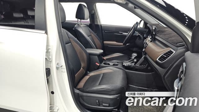 Kia Seltos 2019 — ფოტო 10/20