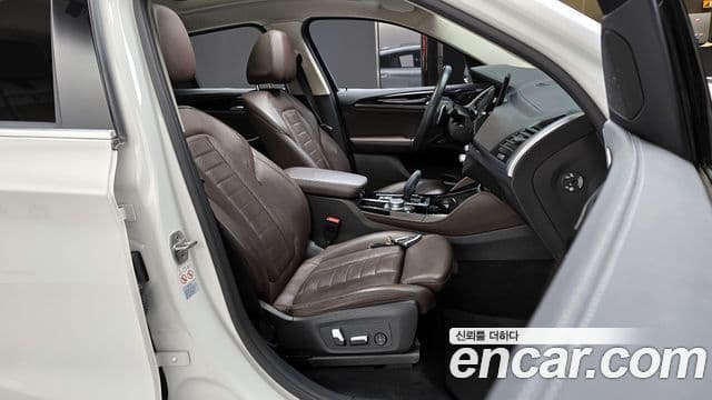 BMW X4 2021 — Şəkil 10/20