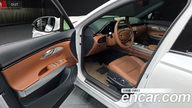 Genesis GV70 2023 — Şəkil 10/20