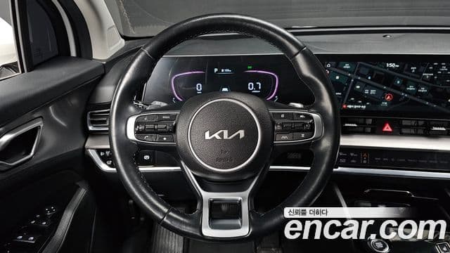 Kia Sportage 2021 — ფოტო 13/20