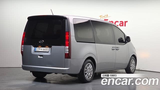 Hyundai Staria 2021 — Photo 6/20
