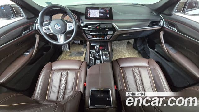 BMW 5 Series 2020 — Şəkil 10/20