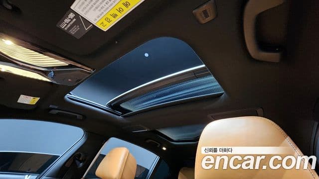 BMW 7 Series 2018 — ფოტო 16/19