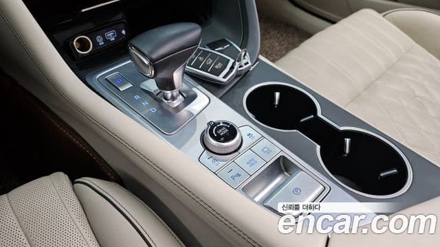 Genesis G70 2018 — Photo 11/20
