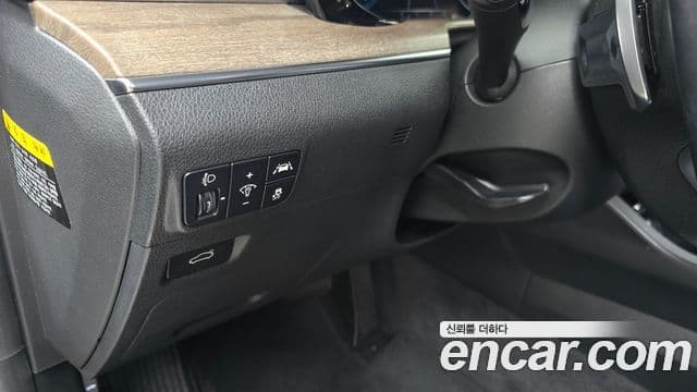 Kia K5 2020 — ფოტო 14/20