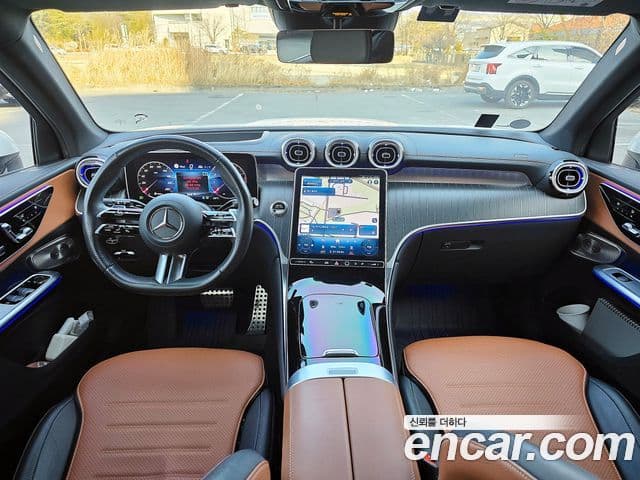 Mercedes-Benz GLC-Class 2023 — Photo 5/20
