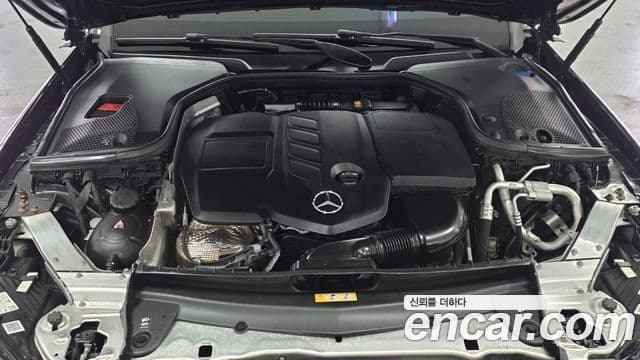 Mercedes-Benz E-Class 2021 — Фото 5/17