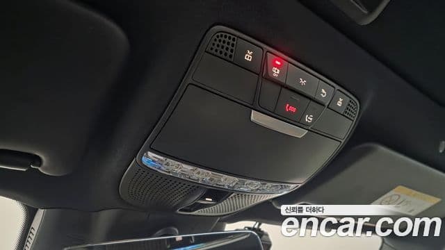Mercedes-Benz E-Class 2021 — Фото 17/17