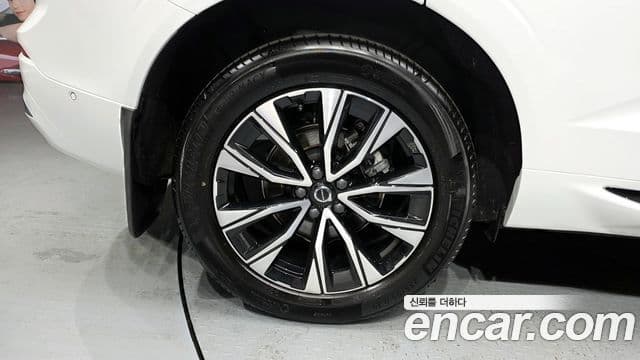Volvo XC60 2024 — Şəkil 5/20