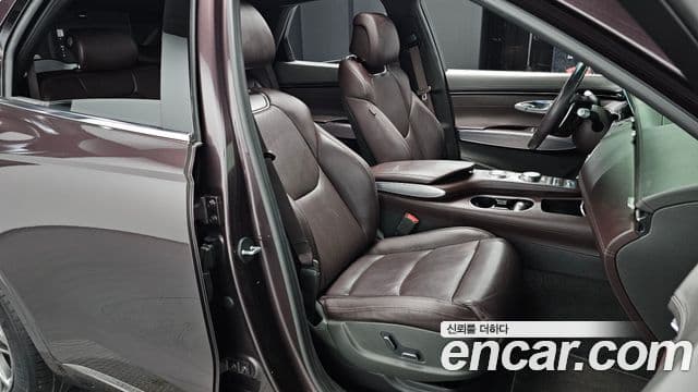 Genesis GV70 2021 — ფოტო 10/20