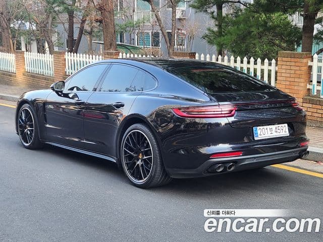 Porsche Panamera 2020 — Şəkil 10/20