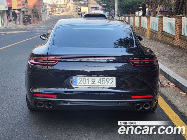 Porsche Panamera 2020 — Şəkil 9/20