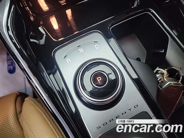 Kia Sorento 2020 — ფოტო 8/19