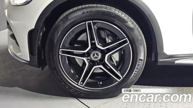 Mercedes-Benz GLC-Class 2023 — ფოტო 5/20