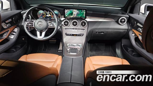 Mercedes-Benz GLC-Class 2023 — ფოტო 7/20