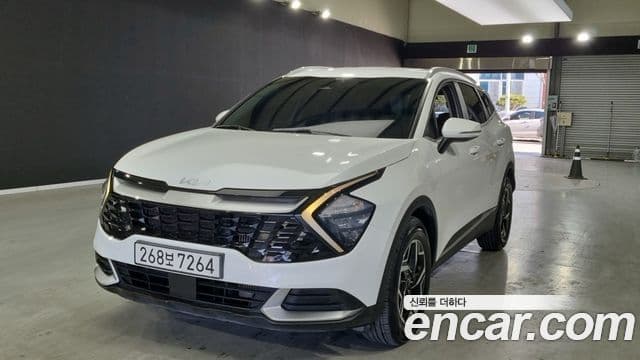 Kia Sportage 2022 — ფოტო 1/18
