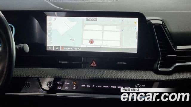 Kia Sportage 2022 — ფოტო 11/18