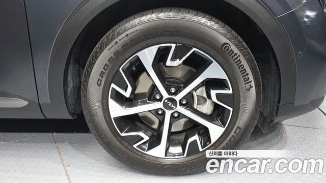 Kia Sportage 2021 — Фото 4/20