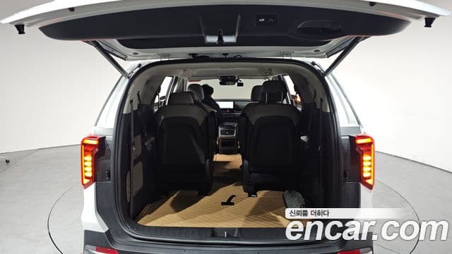 Kia Carnival 2024 — фото 20 из 20