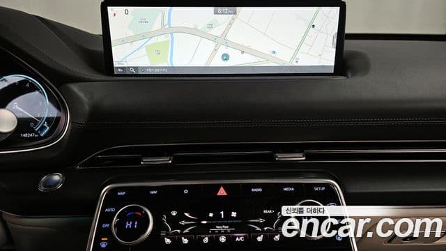 Genesis GV80 2021 — Şəkil 14/20
