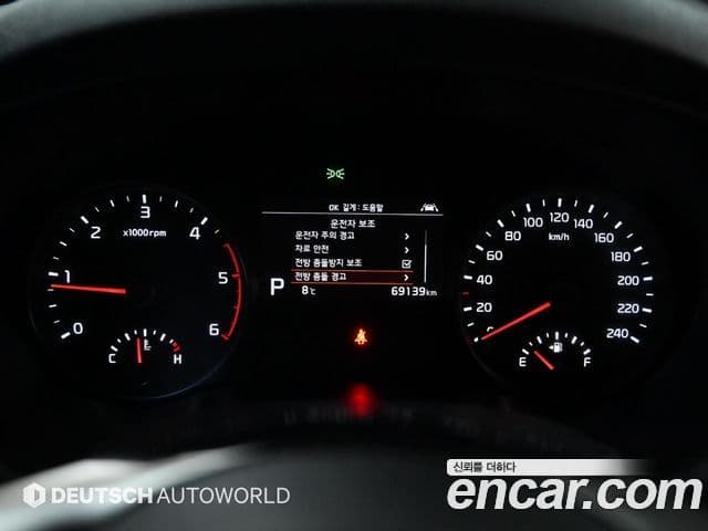Kia Sportage The Bold 2021 — ფოტო 6/20