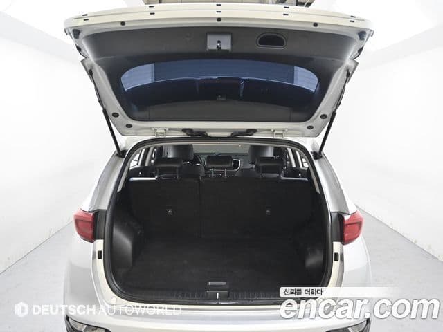 Kia Sportage The Bold 2021 — ფოტო 19/20