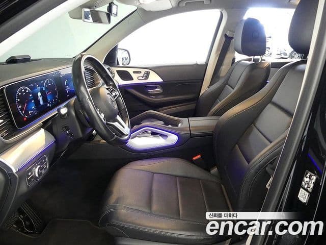 Mercedes-Benz GLE-Class 2019 — ფოტო 4/20