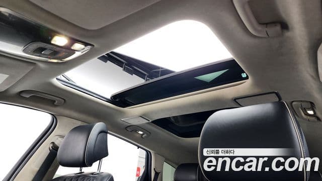 Genesis GV80 2021 — ფოტო 17/20