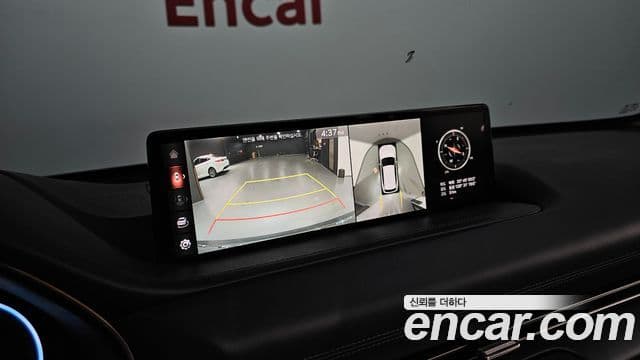 Genesis GV80 2020 — ფოტო 14/20