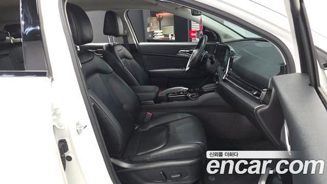Kia Sportage 2022 — Фото 11/20