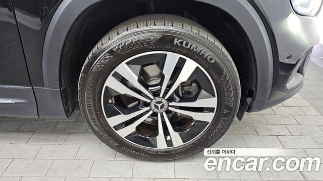 Mercedes-Benz GLB-Class 2021 — ფოტო 5/20
