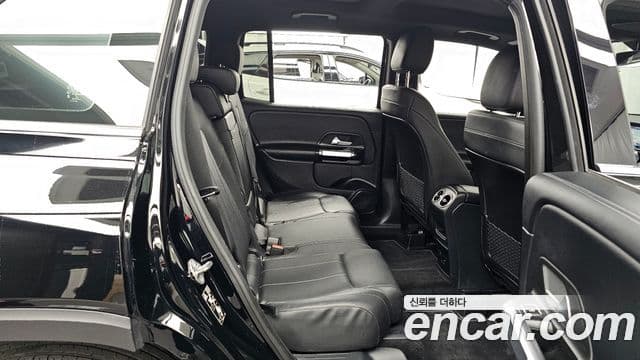 Mercedes-Benz GLB-Class 2021 — ფოტო 12/20