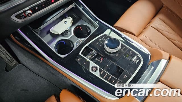 BMW X7 2024 — ფოტო 9/20