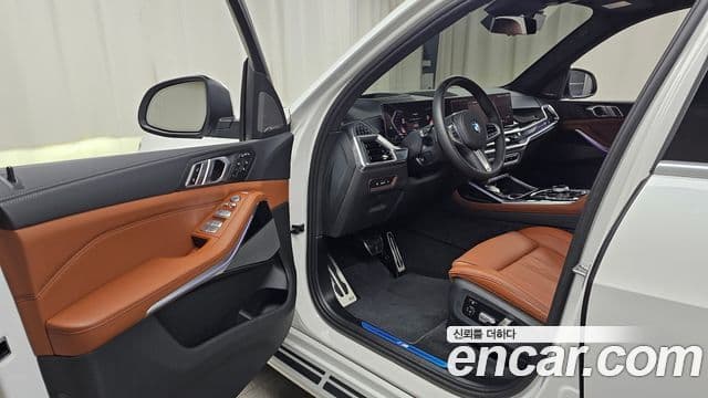 BMW X7 2024 — ფოტო 10/20