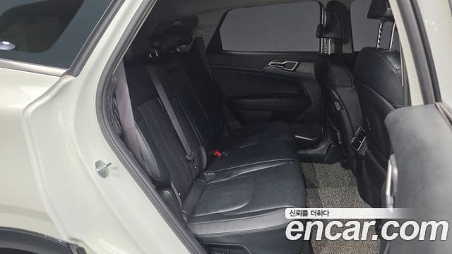 Kia Sportage 2022 — Şəkil 12/20