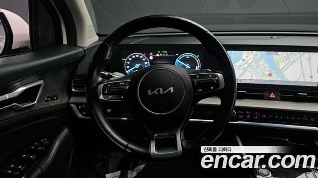 Kia Sportage 2022 — Şəkil 13/20