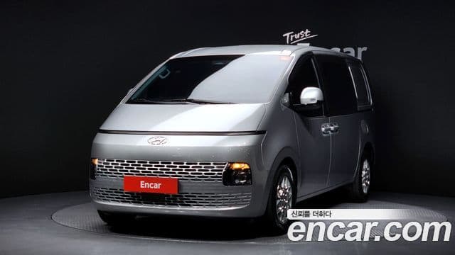 Hyundai Staria 2024 — Şəkil 1/20