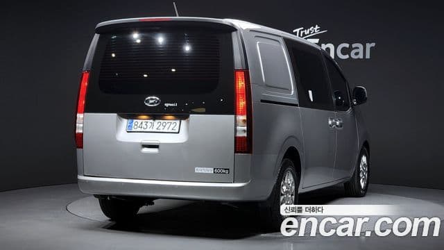 Hyundai Staria 2024 — Şəkil 2/20