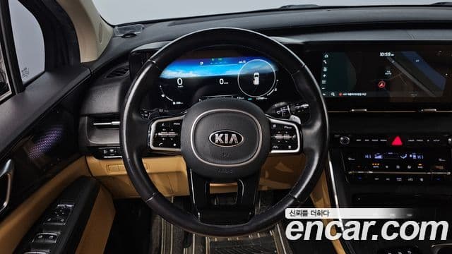 Kia Carnival 2021 — Фото 14/20