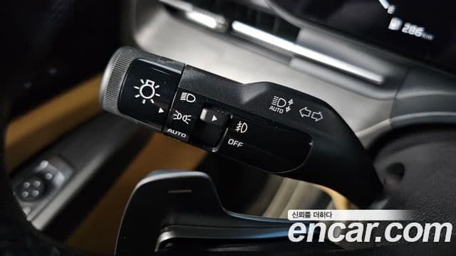 Kia Carnival 2021 — Фото 15/20