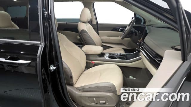Kia Carnival 2024 — Şəkil 11/20