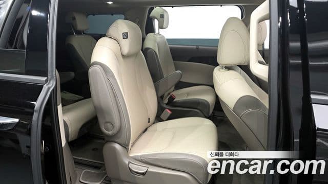 Kia Carnival 2024 — Şəkil 12/20
