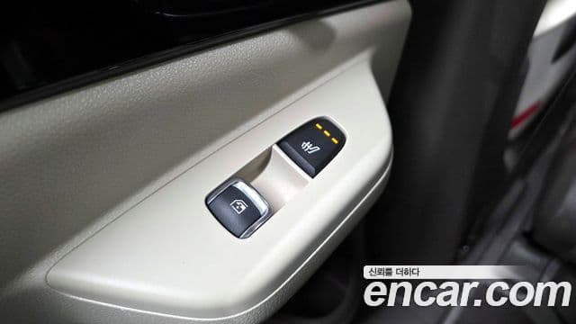 Kia Carnival 2024 — Şəkil 19/20