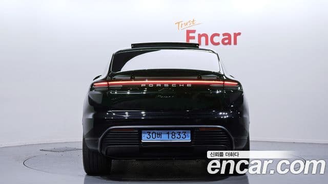 Porsche Macan EV 2025 — ფოტო 9/20